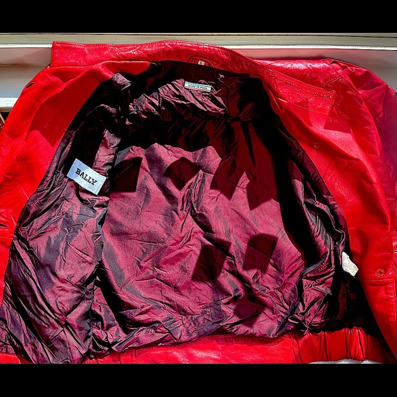 *RARE* 80’s, Bally of Switzerland, (made in Italy) cherry red leather short coat - Picture 4 of 10